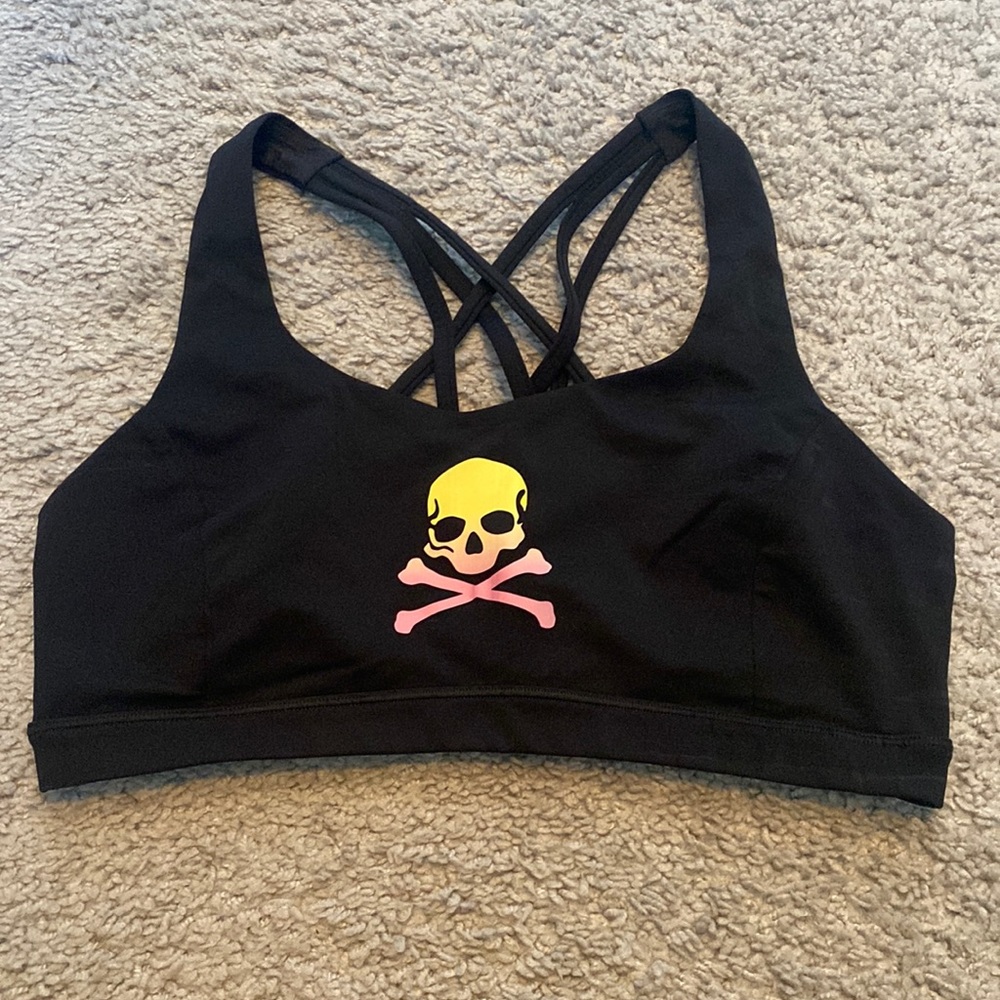 NWOT Lululemon x Soulcycle Free to be Serene Bra